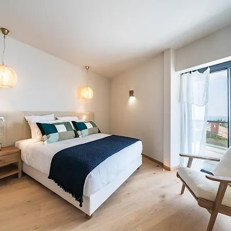 Beautiful Renovated 2br Sea View Palm Cannes