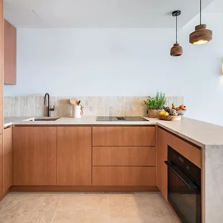 Beautiful Renovated 2br Sea View Palm Appartamento